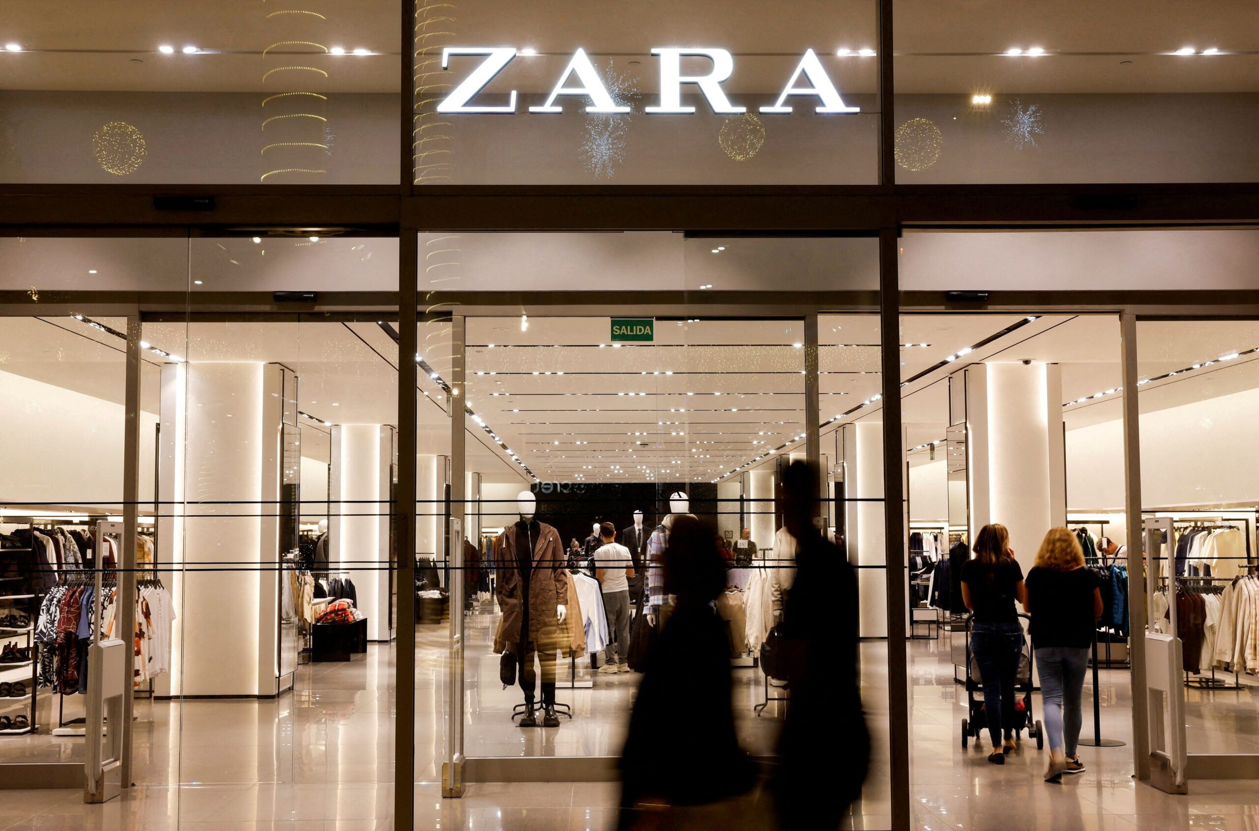 Inditex. Des horaires et des cong s adapt s aux parents Zara