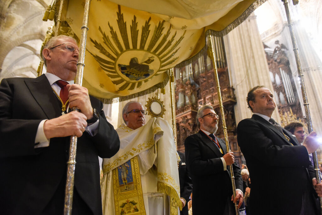 Photographies d'une Fête-Dieu inhabituelle à Séville