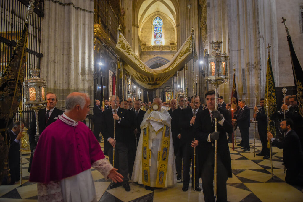 Les photographies d'une Fête-Dieu insolite à Séville